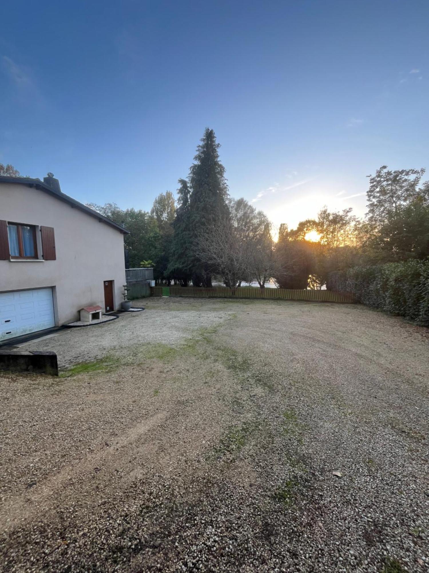 Logement Paisible En Bord De Vienne Bonneuil-Matours Exterior foto